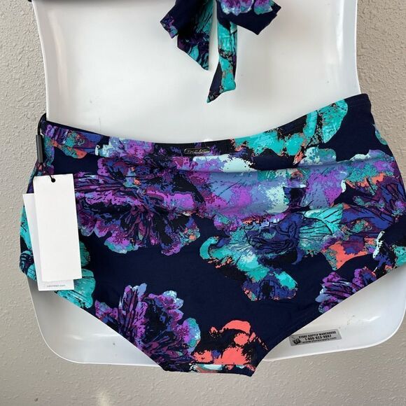 NWT Calvin Klein Bikini Top and Bottoms Sizes S, M, or XL - Picture 7 of 8